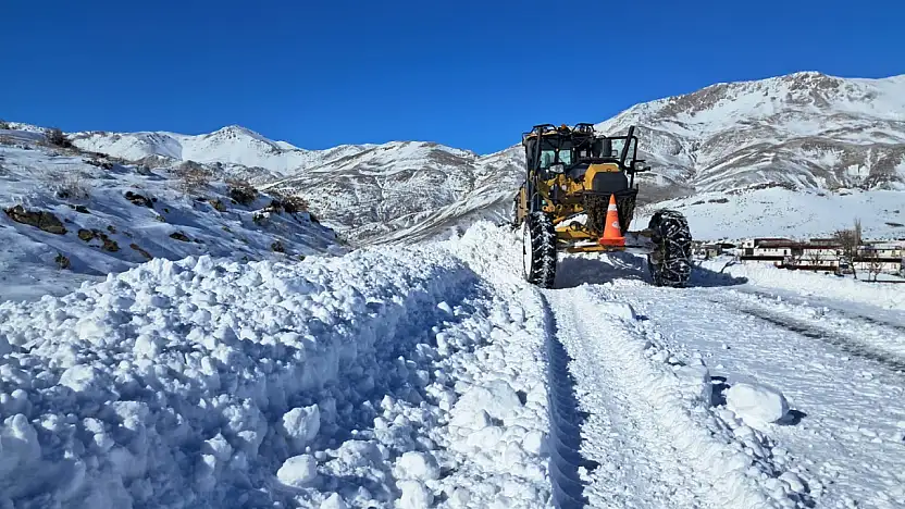 Battalgazi'de Taşımalı Eğitime Kar Engeli: 6 Mahallede Okullar 1 Gün Tatil