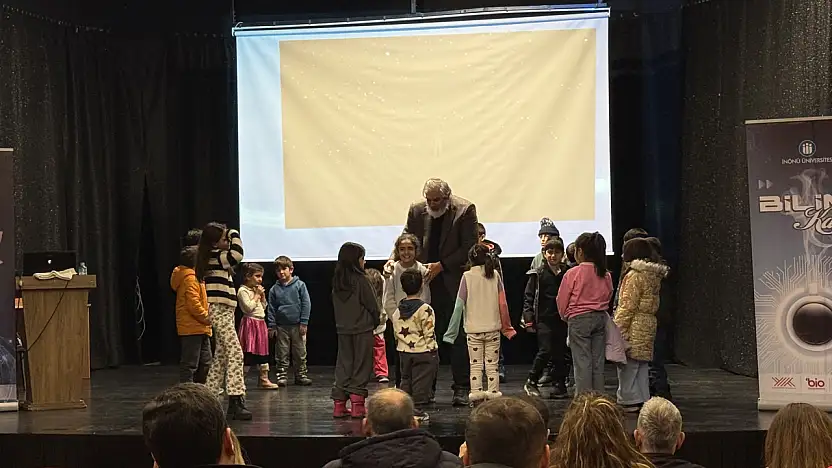 Bilim Kafe'de Uzay Keşfi: Çocuklar ve Aileler Gökbilimiyle Buluştu