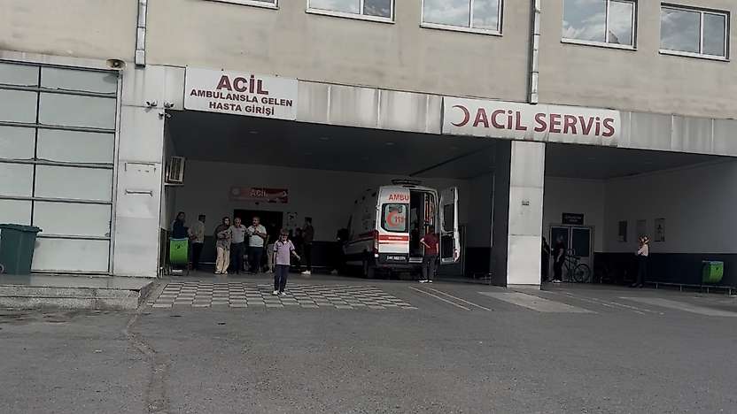 Çatıdan Düşen 58 Yaşındaki Adam Hayatını Kaybetti