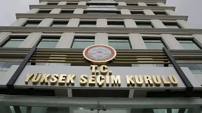 CHP Kongrelerinde Kriz Çözüldü: YSK, Durdurma Kararlarını İptal Etti