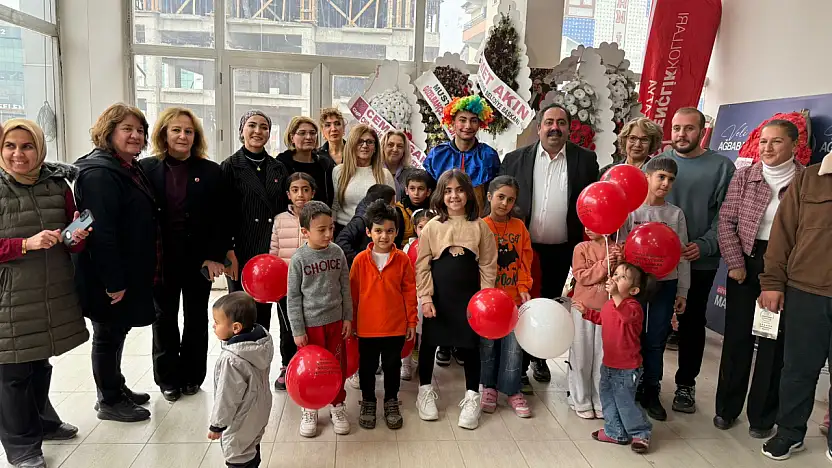 CHP Malatya'dan Dünya Çocuk Hakları Gününde Anlamlı Etkinlik