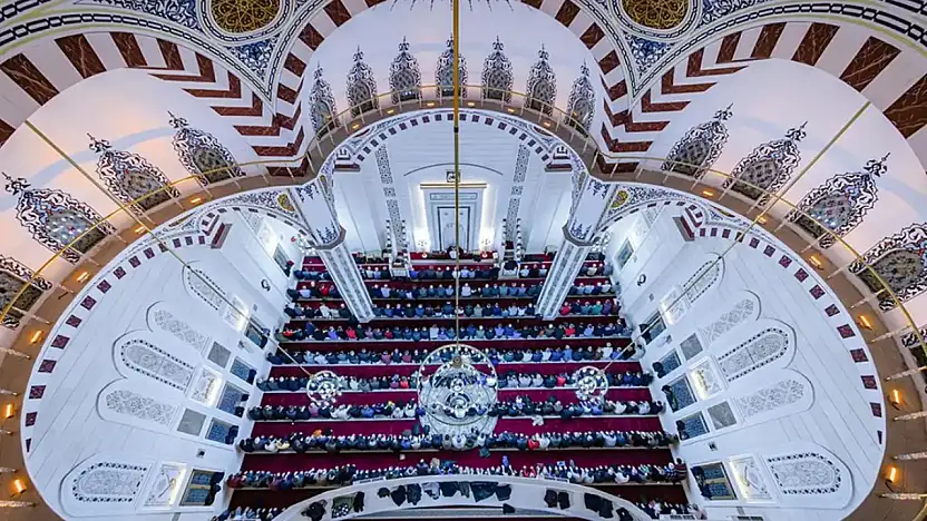 Cuma hutbesinde tövbe ve umut vurgusu