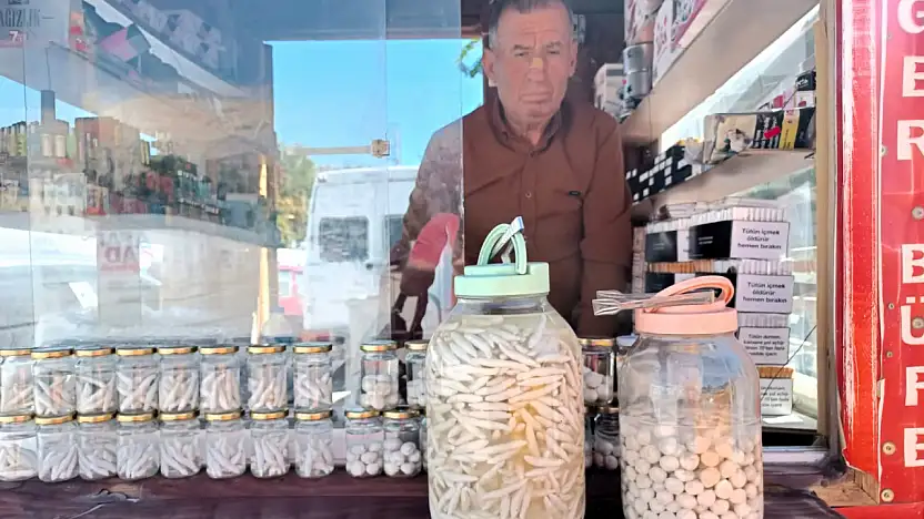 Dağlardan Sofralara: Zahmetli Kenger Sakızı Üretimi