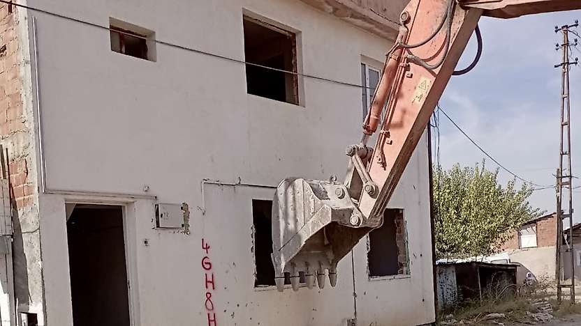 Deprem Enkazından Ekonomiye Yaklaşık 300 Milyon TL'lik Katkı
