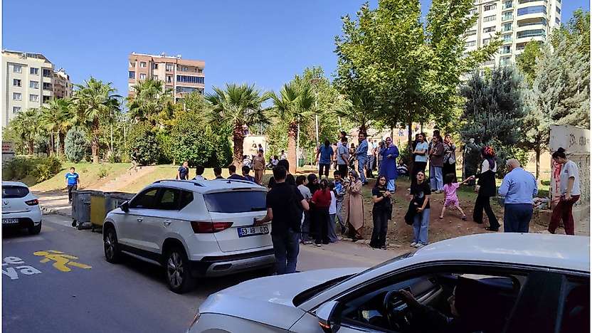 Depremden etkilenen Şanlıurfa, Adıyaman ve Diyarbakır'a 10 milyon lira destek