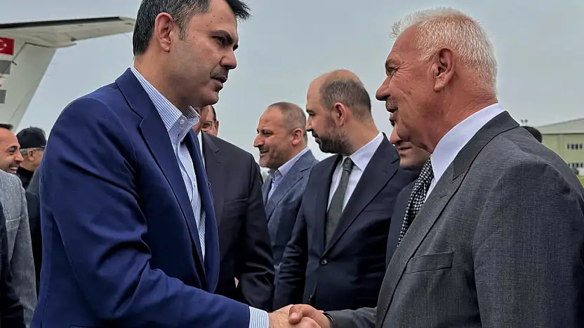 Doğanşehir Belediye Başkanı Bayram, Bakan Kurum'a Doğanşehir'in sorunlarını Anlattı