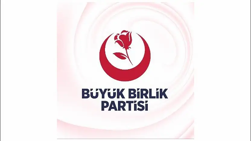 Duman: 'Türk Bayrağına Yönelik Her Saldırı Devlete Yapılmıştır'