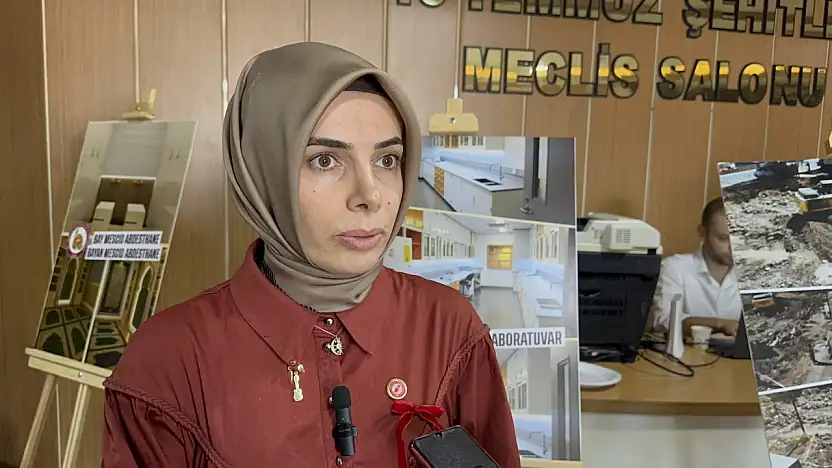 Ebru Sönmez Güven Tazeledi: Malatya Eczacı Odası'nda Yeniden Başkan