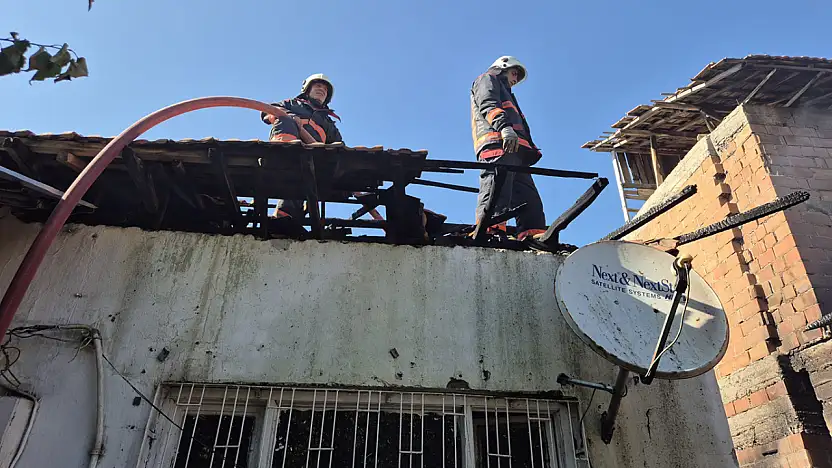 Ev yangınında maddi hasar oluştu