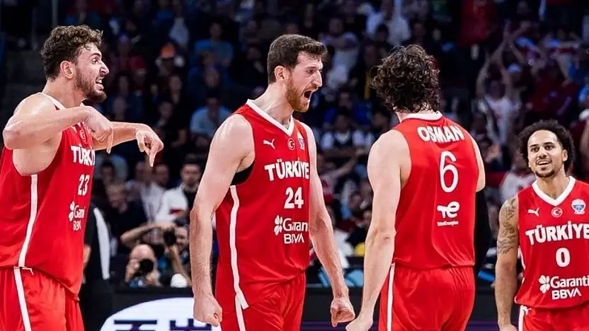 FIBA 2025'te Türkiye Tarih Yazdı: Yunanistan'ı Farklı Geçip Finalde