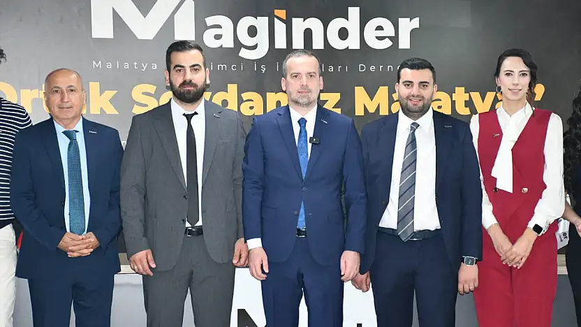Genç Maginder'de Bayrak Değişimi