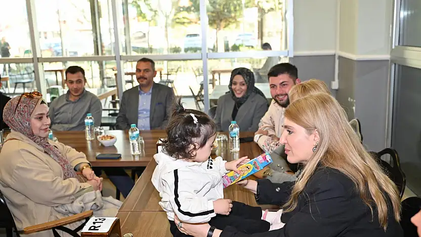 İnanç Siraç Kara Ölmeztorak'tan Gençlere, Esnafa ve Kadın Girişimcilere Destek