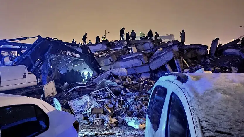 Islak İmzalı Belgelerde Usulsüzlük Şüphesi: Deprem Davasında Kurumlara Suç Duyurusu Uyarısı