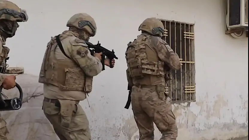 Jandarma 7 İlde 8 Suç Örgütünü Çökertti: 36 Tutuklama