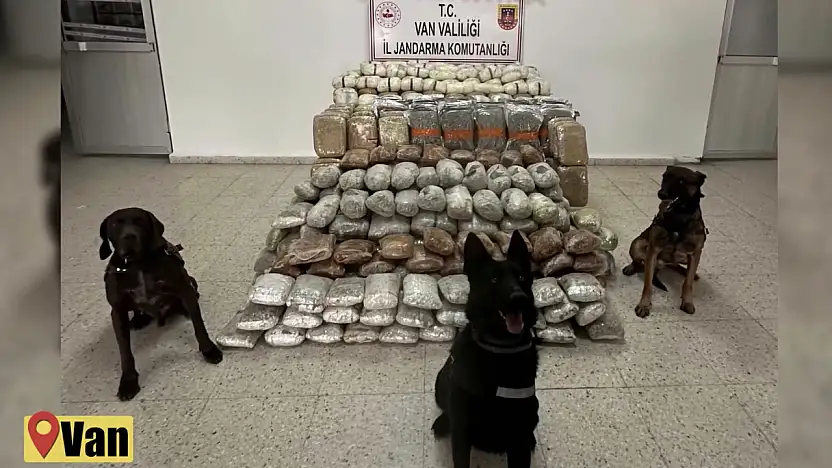 Jandarmadan Çifte Darbe: TIR ve Kümes İçinde 324 Kilo Uyuşturucu