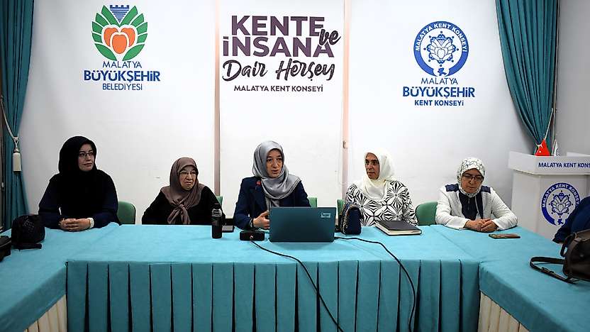 Kadın Meclisi'nde 'Ailede İletişim' programı