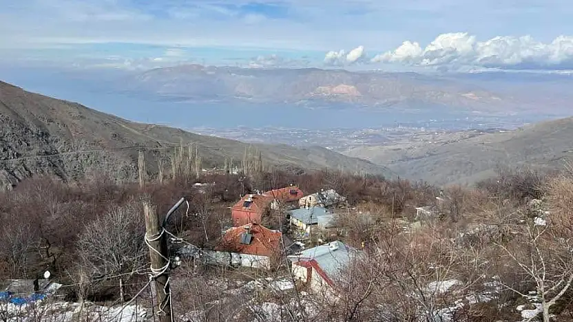 Kale Ülkü Ocakları'ndan Maden Tepkisi: 'Kale'nin Doğası Madenden Büyüktür'
