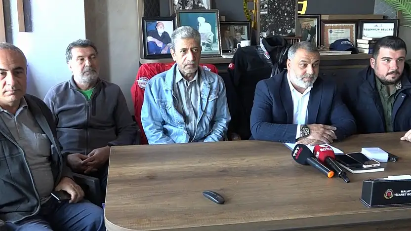 Kayısı Üreticilerine Dönüm Başına 5 Bin 500 TL Destek Ödemesi Başladı