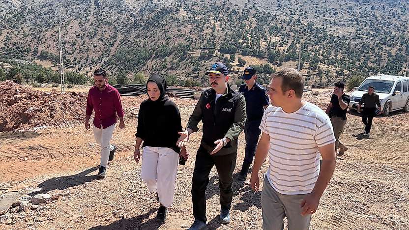 Kaymakam Sungur, Örencik ve Kapıdere'de Kırsal Konutları İnceledi