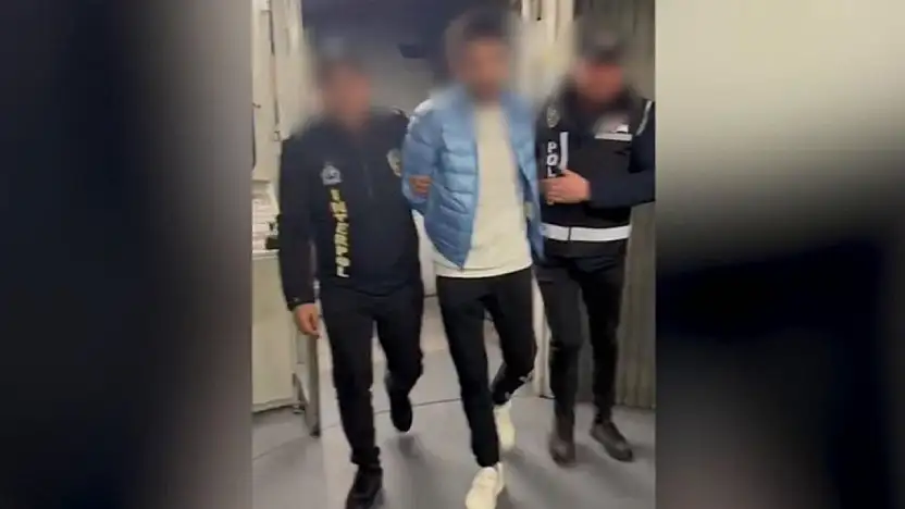 Kırmızı bültenle aranan organize suç örgütü yöneticisi Türkiye'ye getirildi