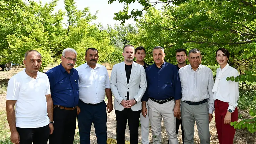 'Köylümüz Çaresiz, Desteklerin Hızlı Gelmesini İstiyoruz'