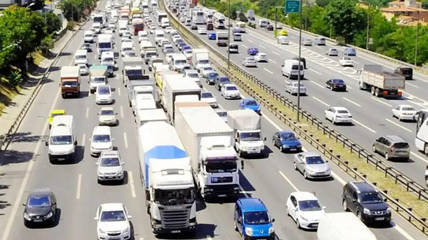 Kurban Bayramı dolayısıyla yollarda ağır taşıtlara kısıtlama