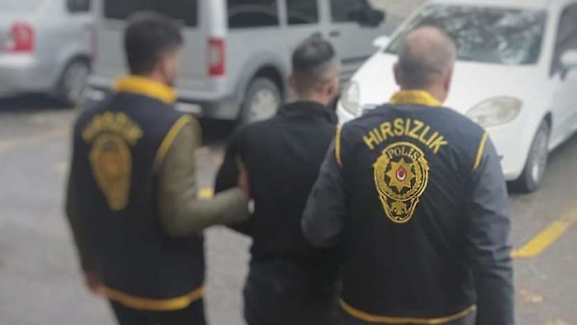 Kuyumcuya Soygun Girişiminde Bulunan 3 Şüpheli Yakalandı