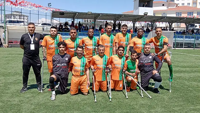 Malatya Büyükşehir Belediye Ampute Futbol Takımı Rakibini 14-2 mağlup etti