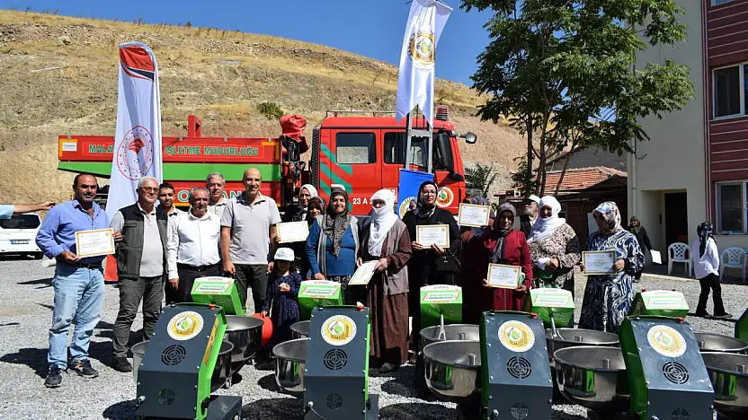 Malatya'da 12 Aileye Hamur Yoğurma Makinesi Desteği – ORKÖY Projesiyle Kadınlara Katkı