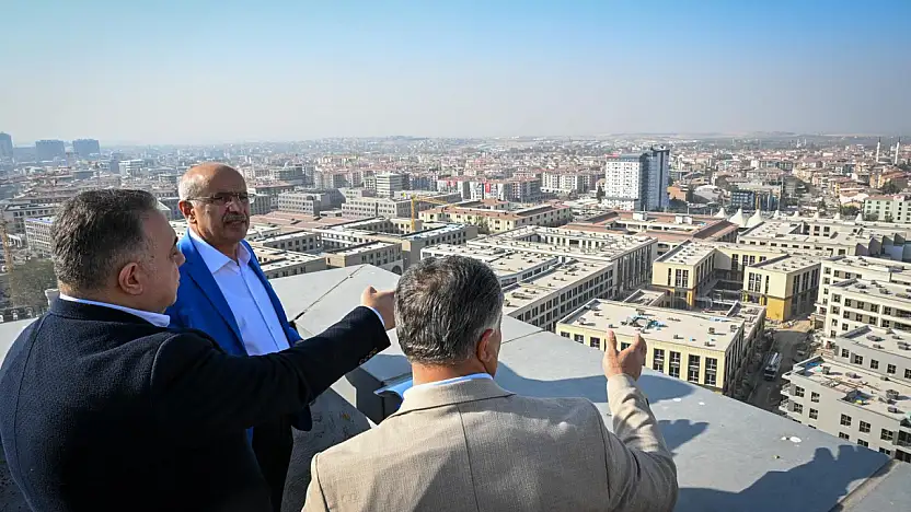 Malatya'da 1200 noktada inşaat sürüyor: Şehir baştan inşa ediliyor