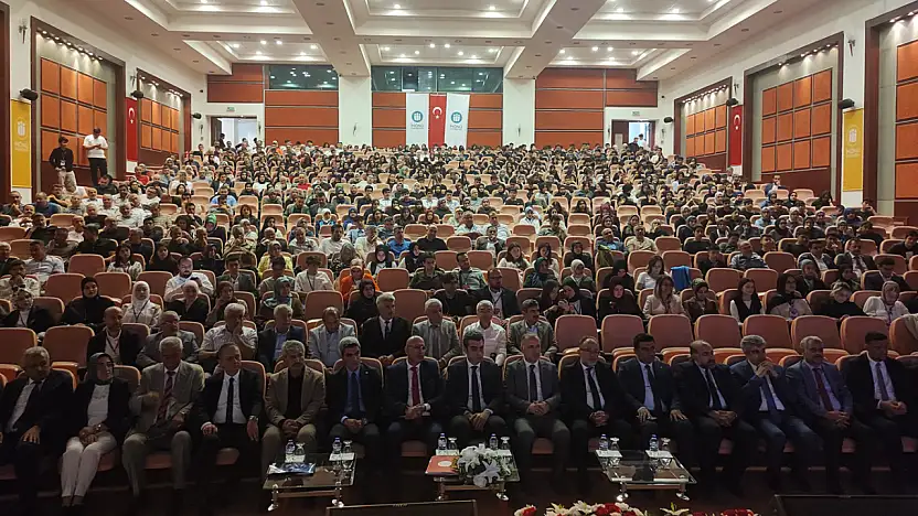 Malatya'da '3. Uluslararası İmam Hatip Öğrencileri Sempozyumu' düzenlendi