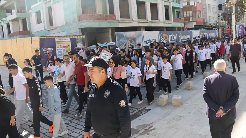 Malatya'da 'Amatör Spor Haftası' Yürüyüşle Başladı