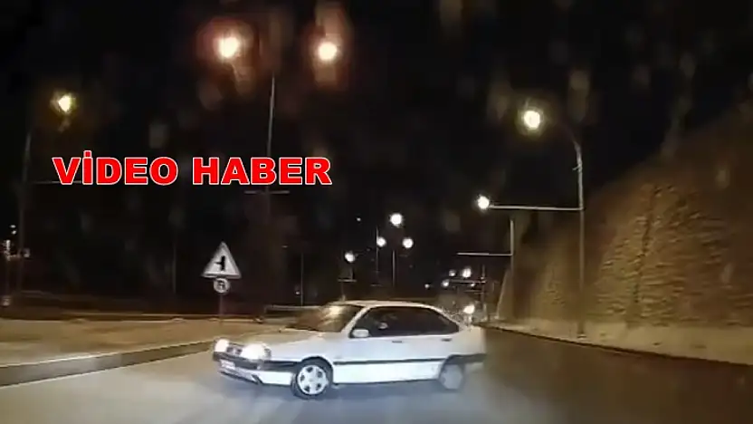 Malatya'da Buzlanma Tehlikesi: Makas Atan Otomobil Metrelerce Kaydı