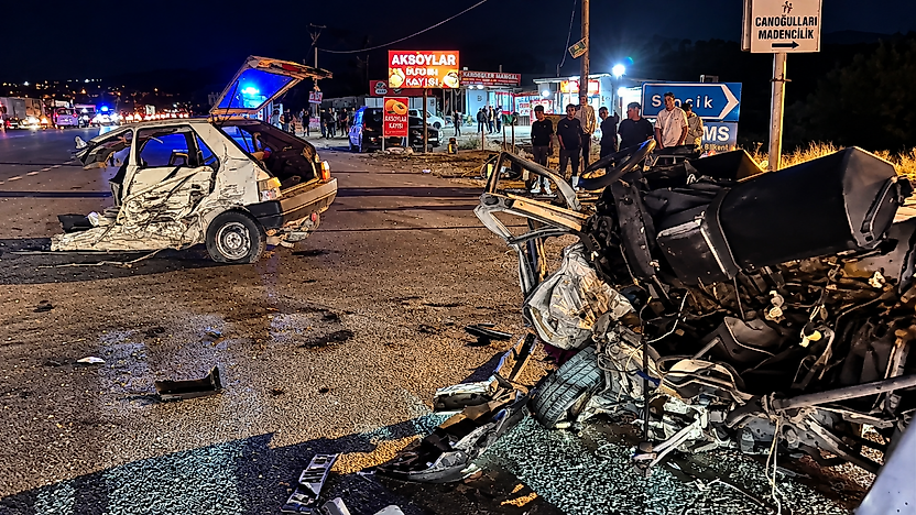 Malatya'da Feci Kaza: Araç İkiye Ayrılmıştı, 37 Yaşındaki Sürücü Hayatını Kaybetti