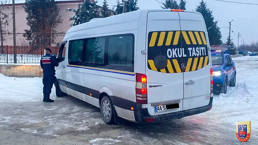 Malatya'da Jandarmadan Okul Servislerine Güvenlik Denetimi