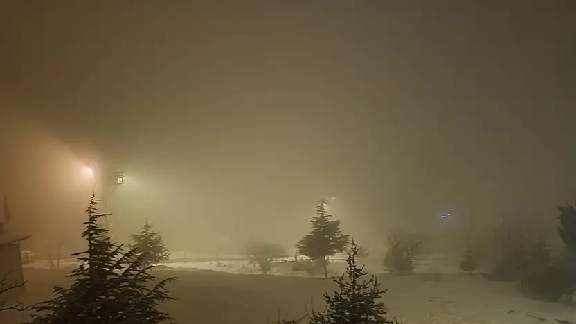 Malatya'da Kar ve Sis Bir Arada: Görüş Mesafesi Sıfıra Düştü