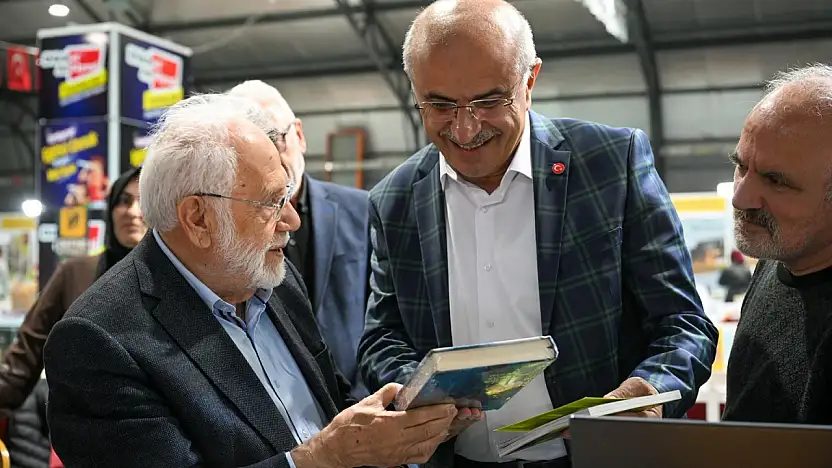Malatya'da Kültür Rüzgârı Esti: 250 Bin Ziyaretçi Kitap Fuarında Buluştu