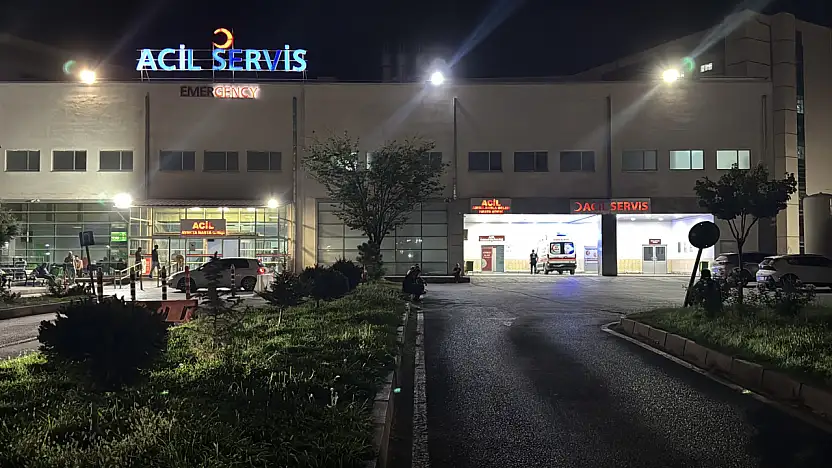 Malatya'da Mezarlıkta Dehşet: Jiletle Boğazını Kesti