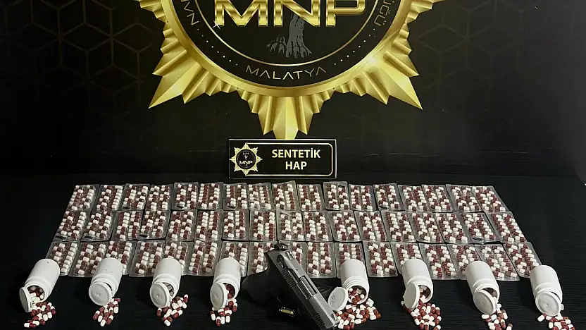 Malatya'da Narkotik Operasyonu: 1.169 Sentetik Ecza ve Ruhsatsız Tabanca Ele Geçirildi