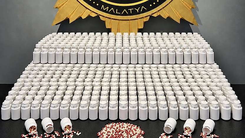 Malatya'da Uyuşturucu Operasyonu: 46 Bin 189 Hap Ele Geçirildi