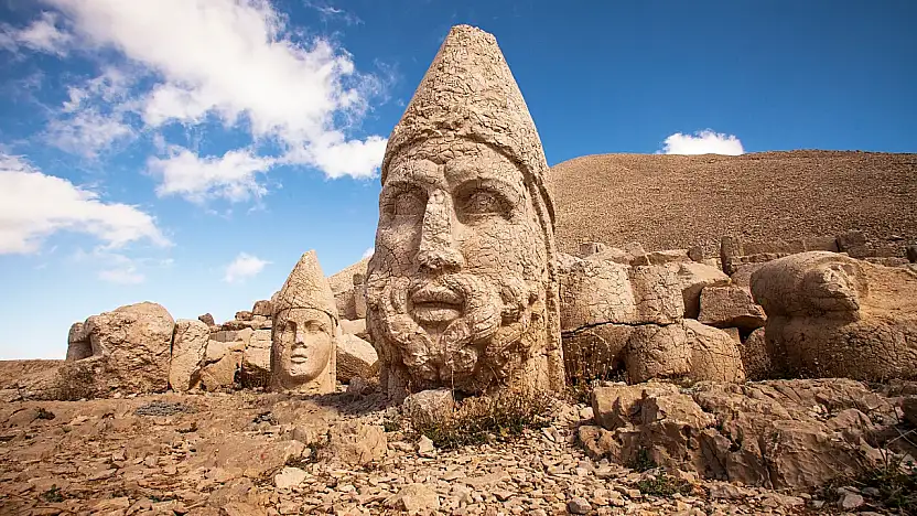Malatya ve Adıyaman Arasında Kalan Tarihi Miras Sahipsiz mi Kalacak?
