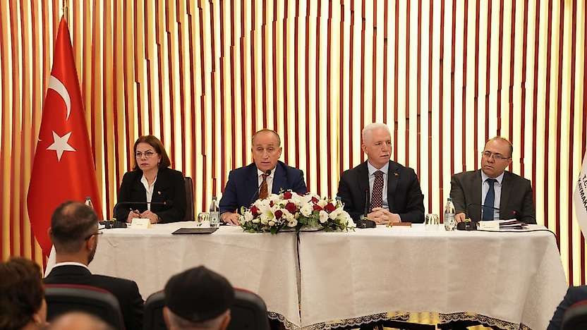 Maltepe'de çöken ve boşaltılan bina sakinleri için 9 milyon liralık acil destek