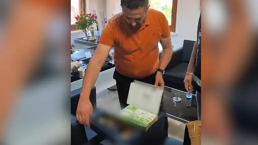 Manavgat Belediye Başkanı ile yardımcısı tutuklandı