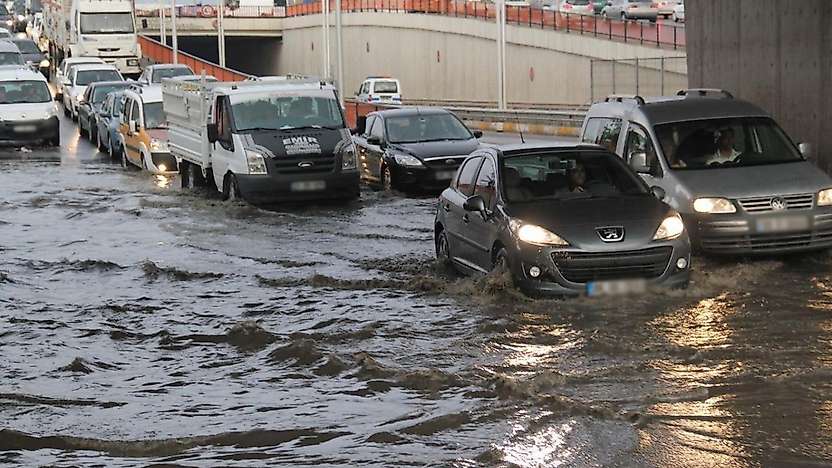 Meteoroloji'den 14 İl İçin Alarm: Zonguldak'a Turuncu Kod!