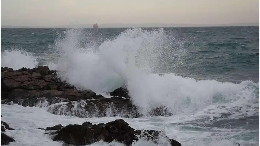 Meteoroloji'den fırtına ve toz taşınımı uyarısı