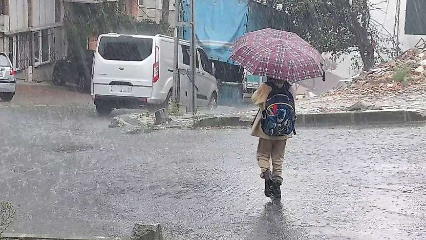 Meteoroloji'den gök gürültülü sağanak uyarısı