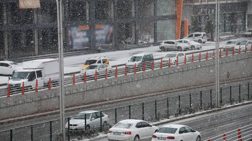 Meteoroloji'den Kar ve Kuvvetli Yağış Uyarısı