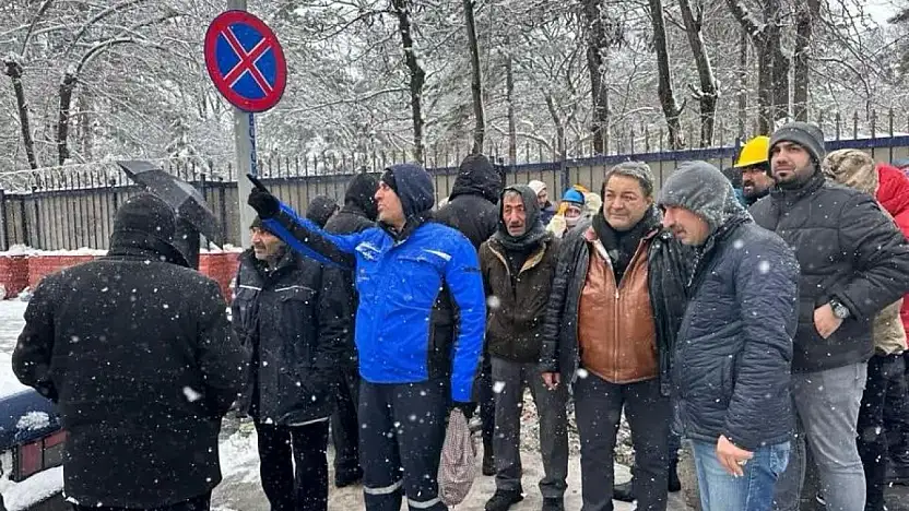 Milletvekili Fendoğlu: 'Bu Şehir Yeniden Ayağa Kalkana Kadar Durmayacağız'