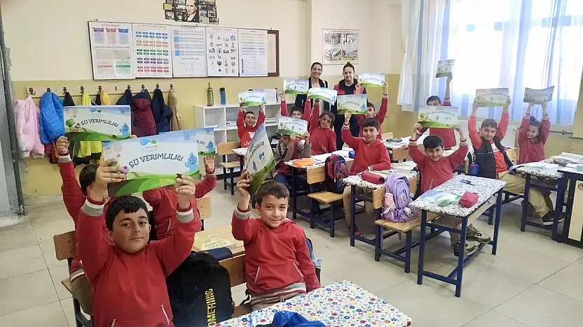 Minik Öğrenciler Su Tasarrufunu Öğreniyor