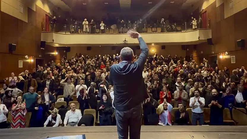 Nurettin Rençber Malatya'da Unutulmaz Bir Türkü Gecesi Yaşattı